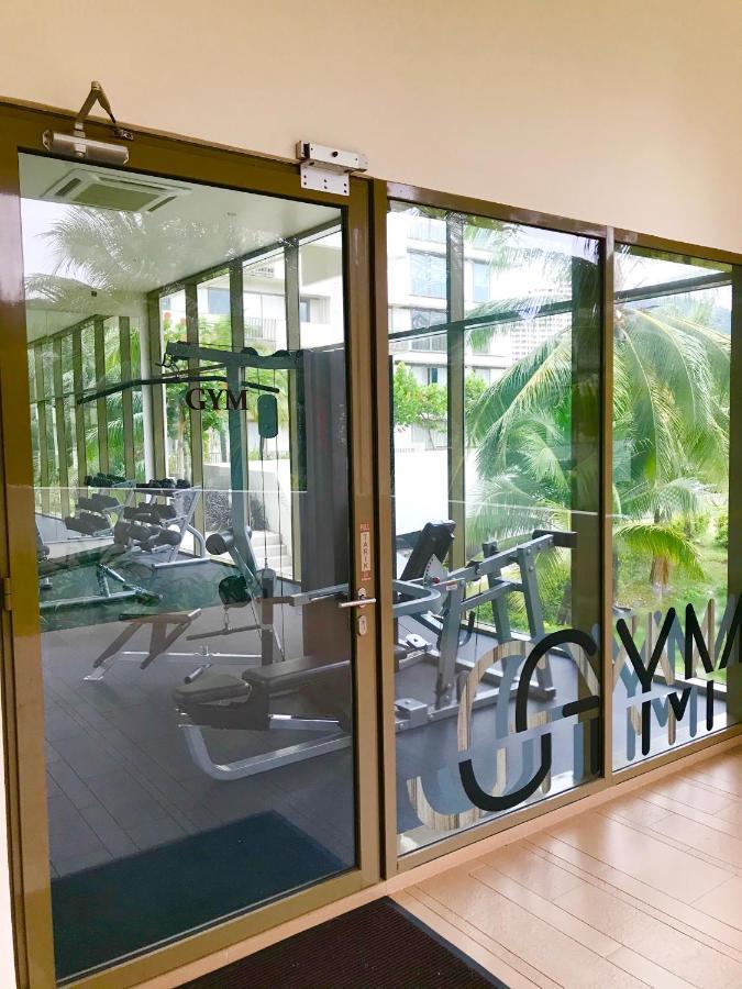 By The Beach - Luxury 2 Bedrooms Family Suite Бату Феринги Екстериор снимка