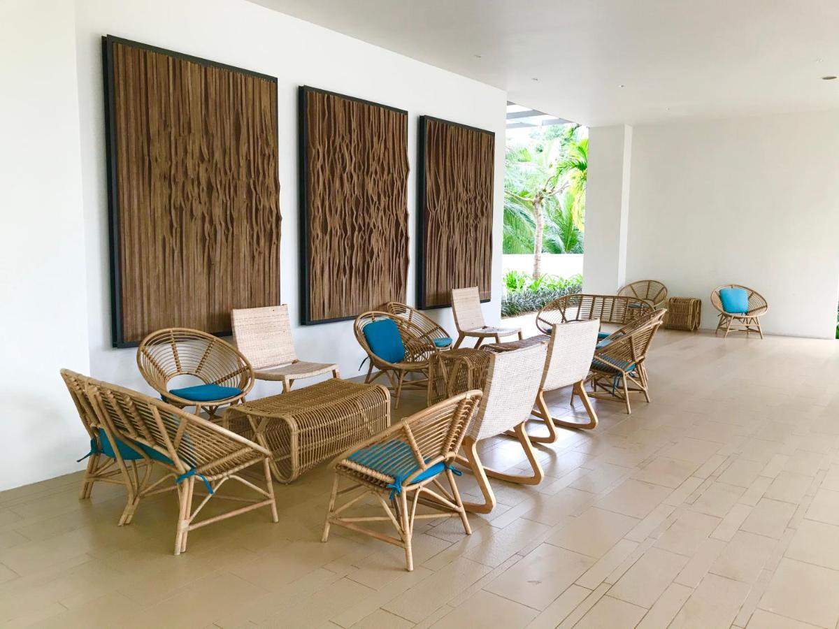 By The Beach - Luxury 2 Bedrooms Family Suite Бату Феринги Екстериор снимка
